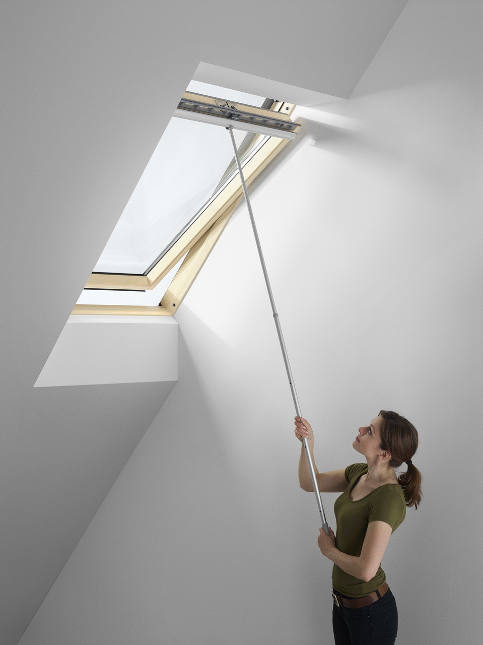 Roof window blinds Cost & Delivery Ireland, UK Fenbro