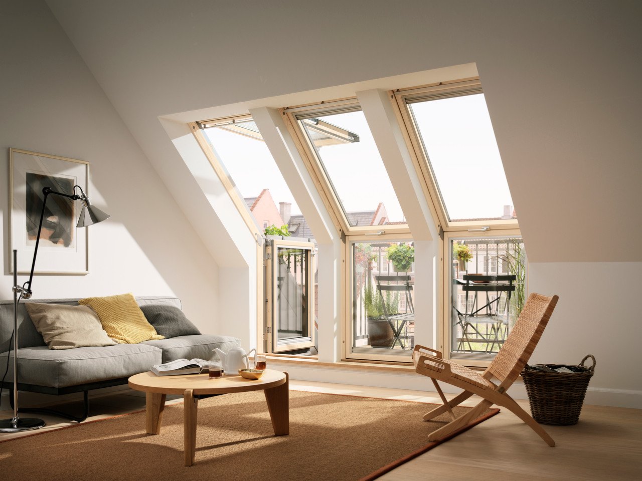 How to ensure that there is plenty of natural light in the house?