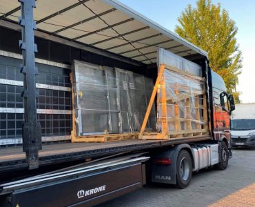 How to transport windows from Poland