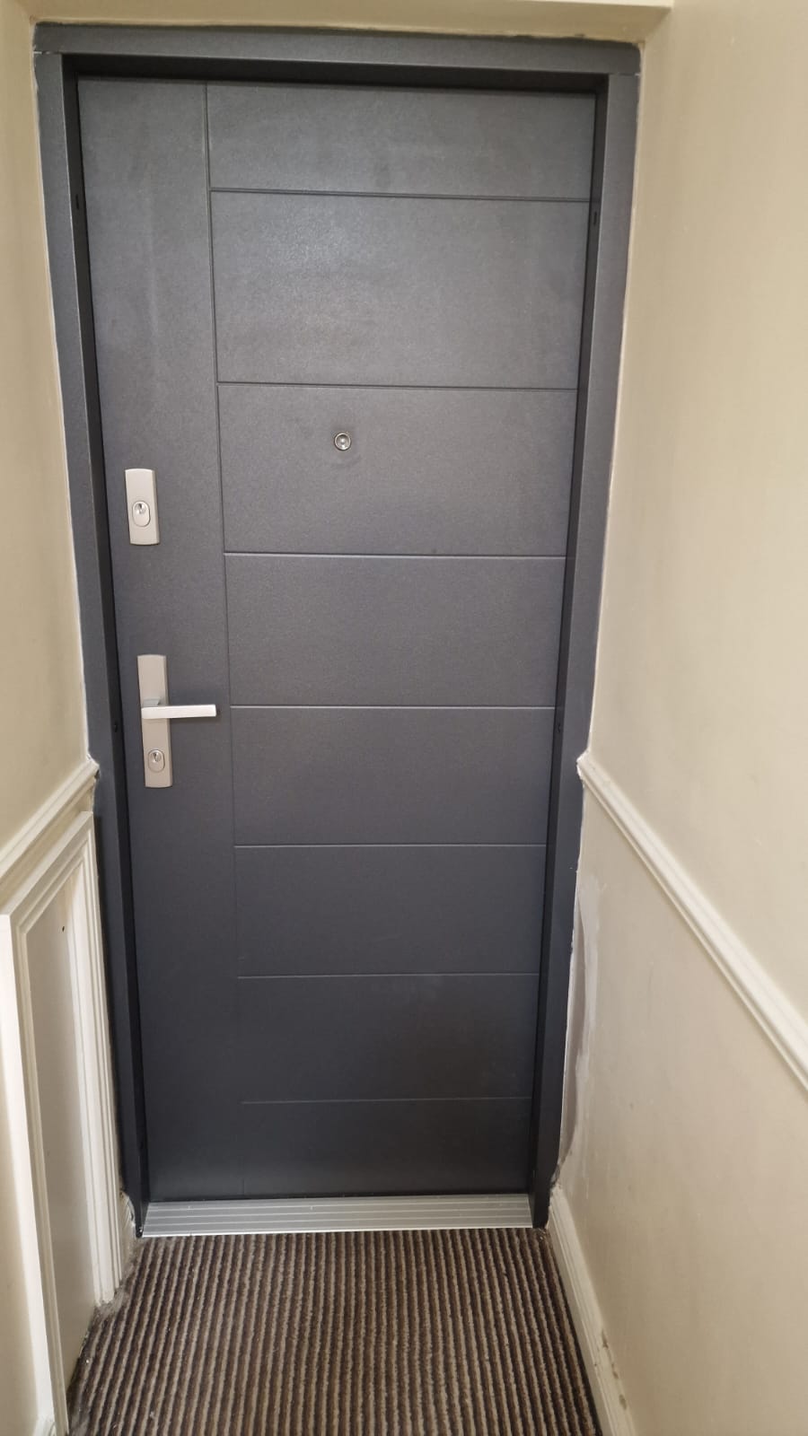 Apartment entrance doors Wikęd Protect model 42 | Dublin | #163