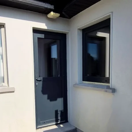 Aluminium Windows and Back Doors MB-79N