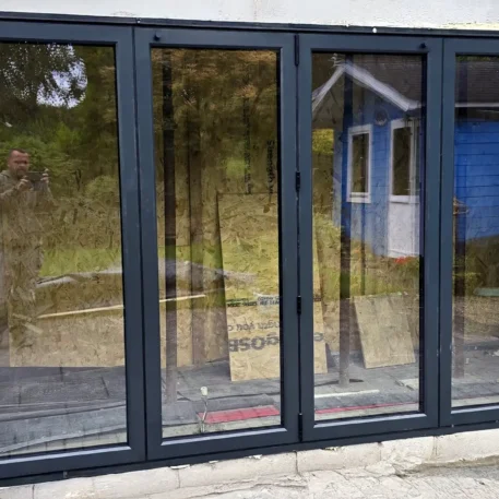 Aluminium Bifold Doors Panorama Fold line