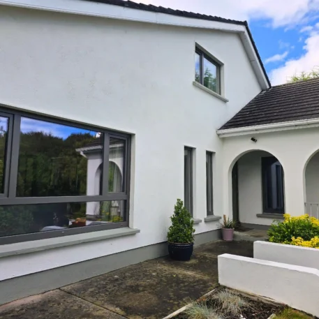PVC-Fenster und Hintertüren Salamander greenEvolution 76 3D | Wikęd Stahltüren Modell 43A Produktlinie: OPTIMUM TERMO | uPVC Schiebetüren EvolutionDrive Plus+ Smart | Wicklow | #542