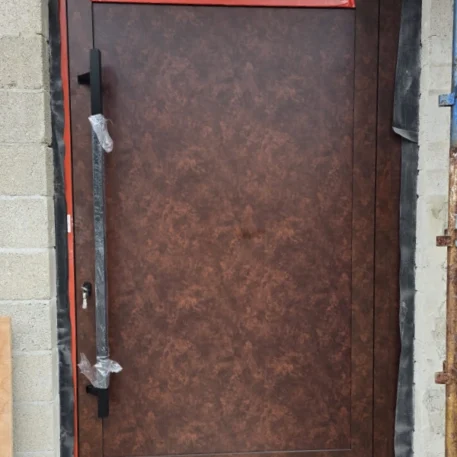 Aluminium Doors Masterline 8 Pivot | Cork | #608